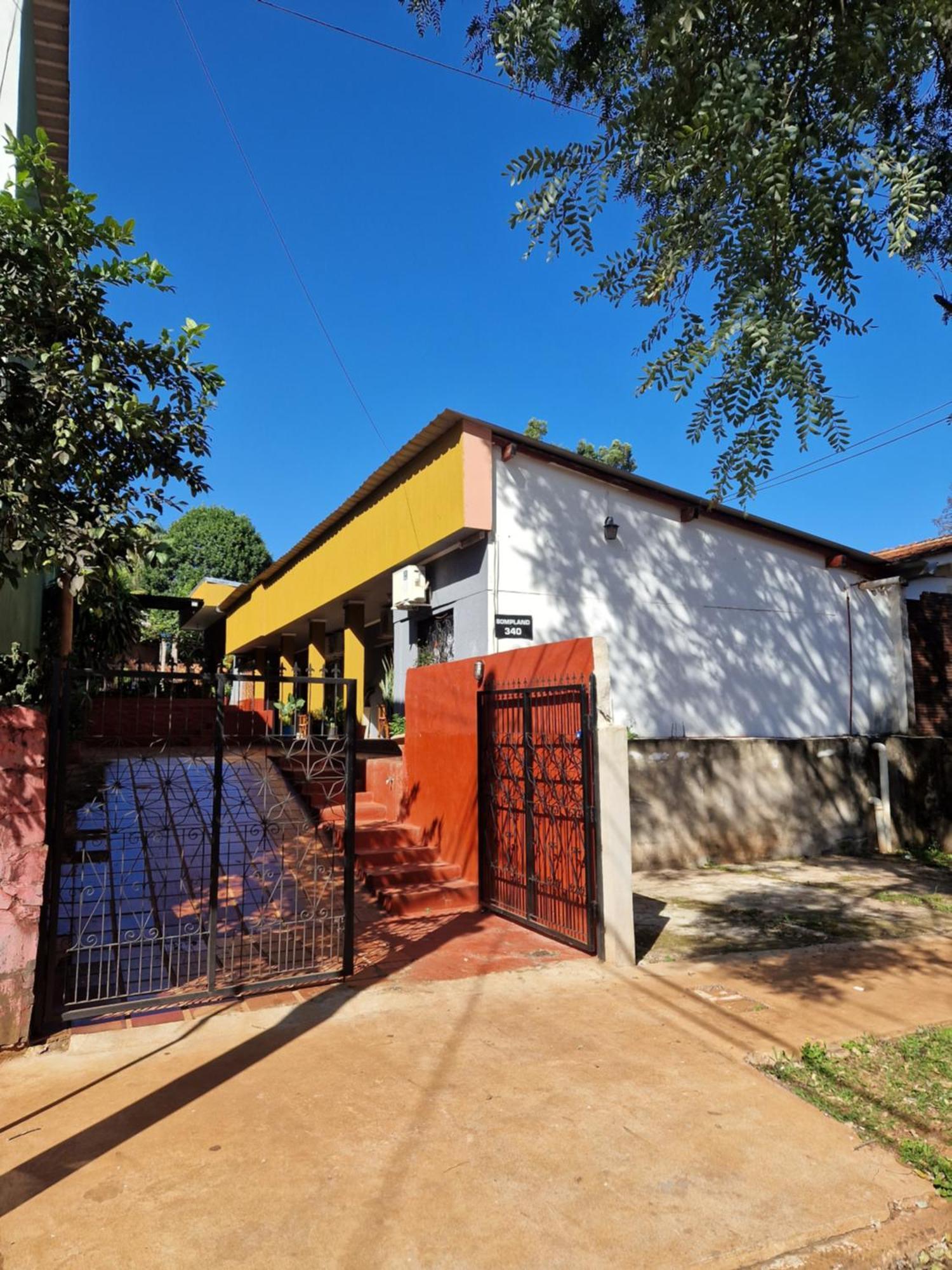 Pacuri - Habitaciones Privadas Puerto Iguazu Exterior photo